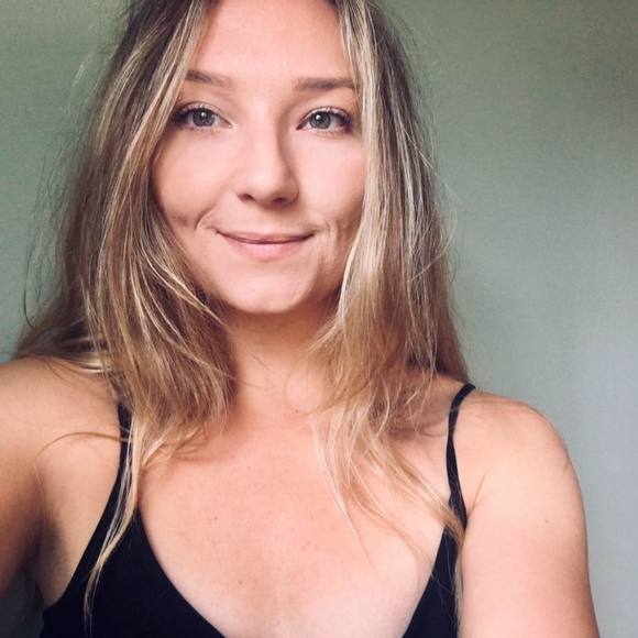 Meet your Posher, Isabel - Picture 1 of 1